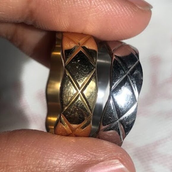 2 pc quilted gold silver stainless steel rings size 6 - Picture 3 of 4